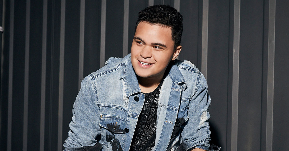 Entrevista | Aposta da nova geração do pagode, Guga Nandes lança o álbum de estreia “Pra Não Desgrudar”