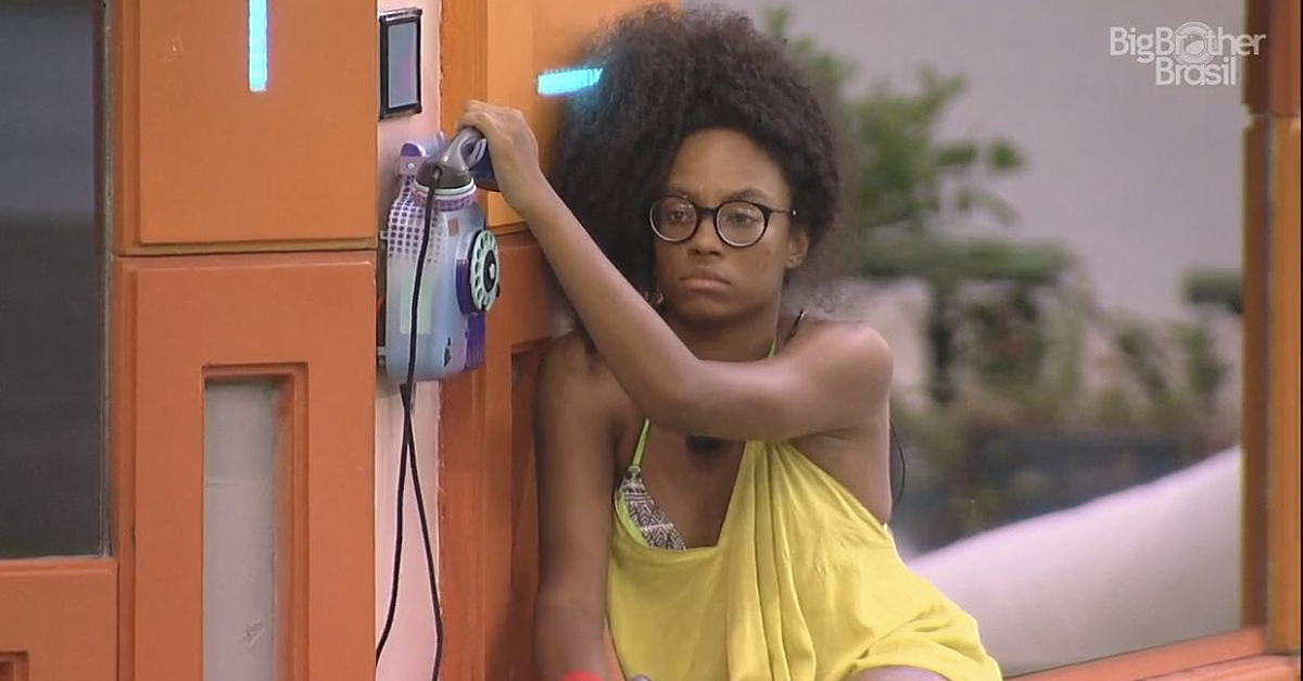 BBB21 | Lumena e Arthur atendem trote do Big Fone