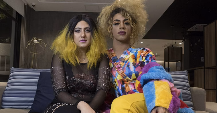 Inspiração de Pabllo Vittar, Sasha Zimmer transforma Mica Condé na mais nova drag queen do pedaço