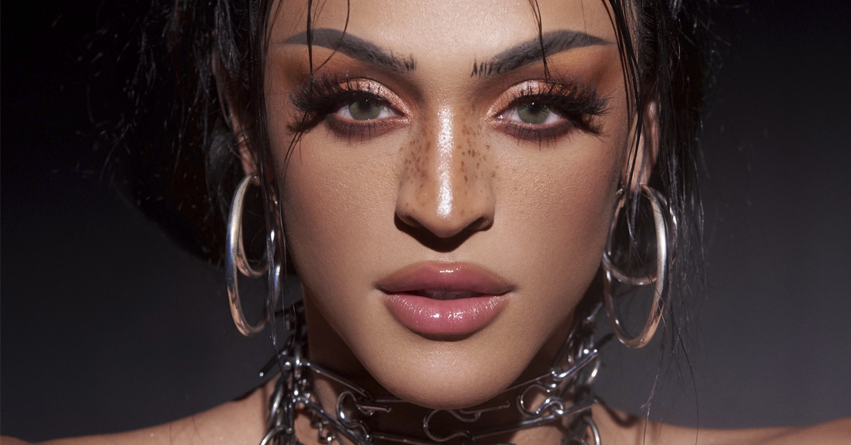 Pabllo Vittar invade festas online e surpreende fãs