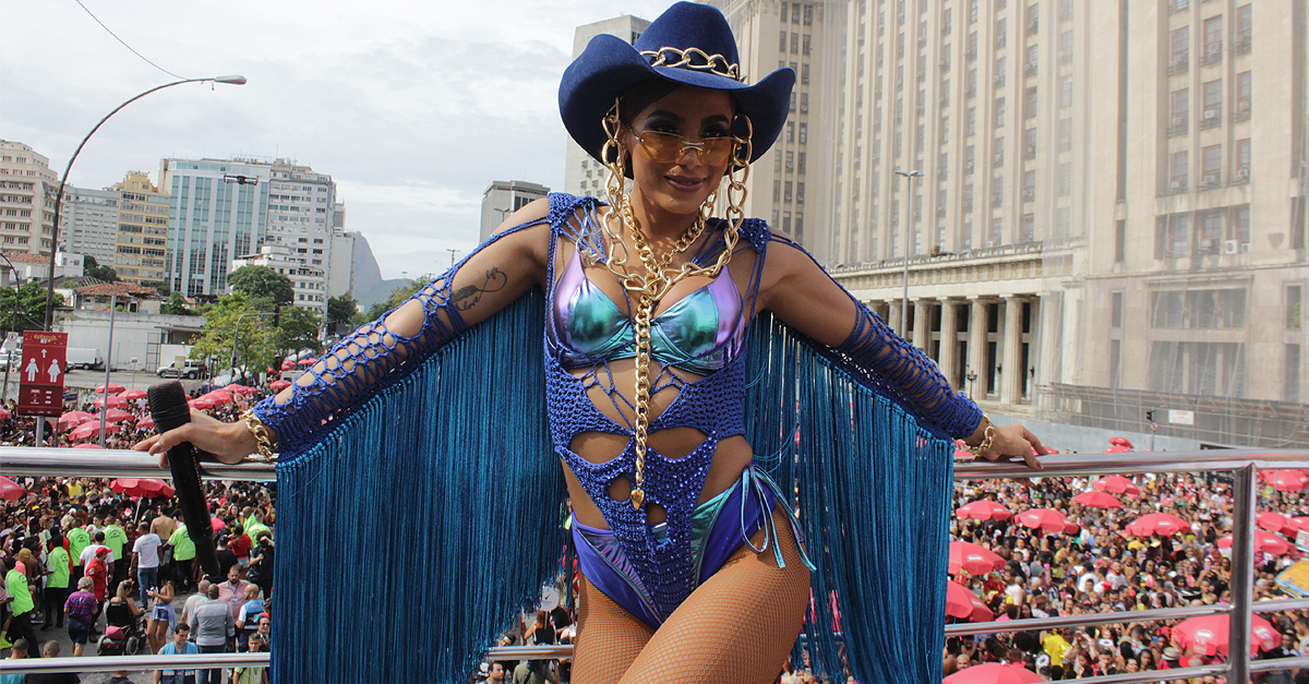 CarnaVip 2020 | Bloco da Anitta agita sábado pós Carnaval no Rio e cantora fala sobre importância do tema deste ano