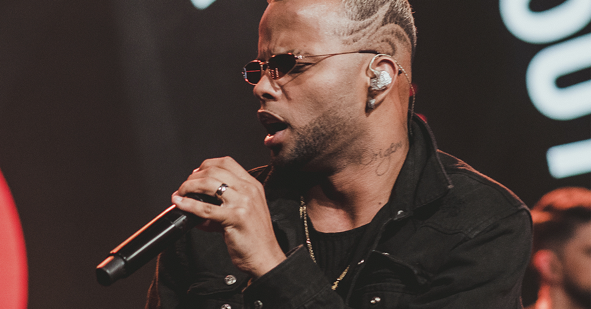 Mc Zaac lança vídeos de pocket show no YouTube Space Rio