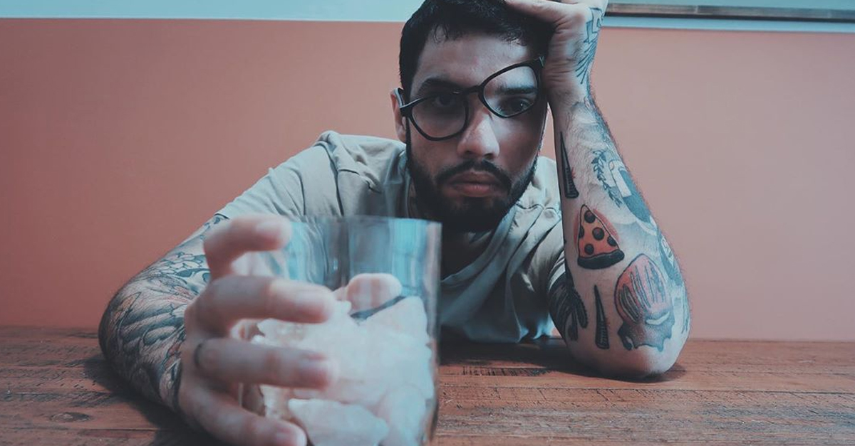 Leandro Neko inicia nova fase na carreira com o single “Achei Que Não Ia Ter Fim”