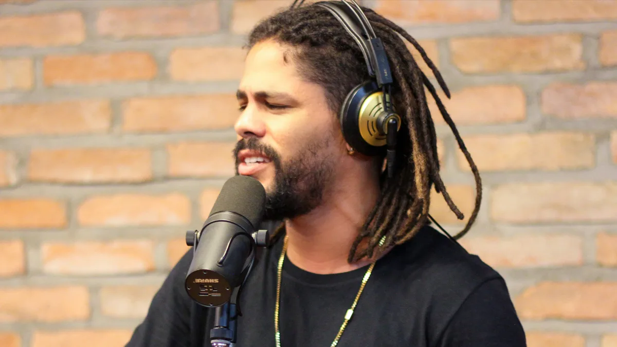 Viegas presenteia fãs com versões repaginadas dos singles “Pra Voar” e “Posso Ser”