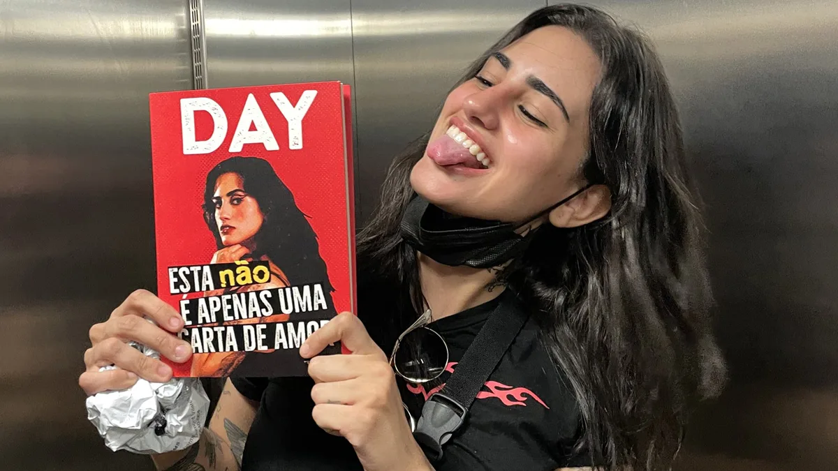 “Esta Não é Apenas uma Carta de Amor” | Primeiro livro de DAY chega nas principais livrarias e sites; saiba mais!