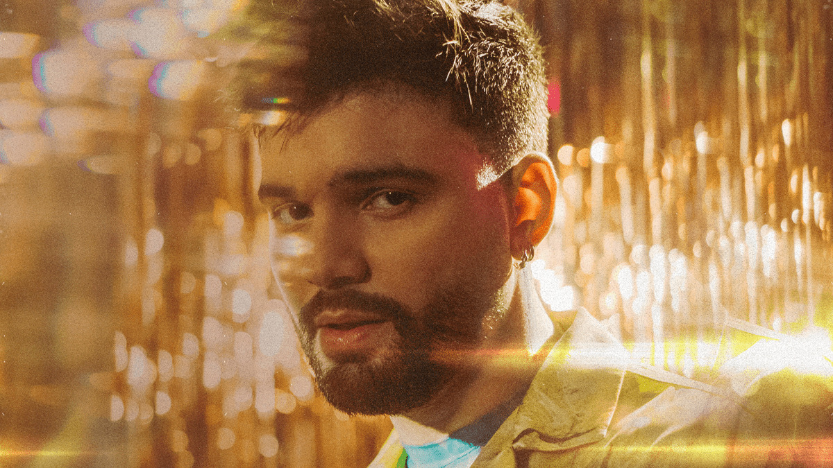 DFONNSO chega com a dançante “Me Assume ou Some”