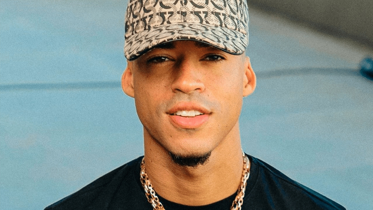 L7NNON estrela campanha de KITKAT para o Rock in Rio 2024