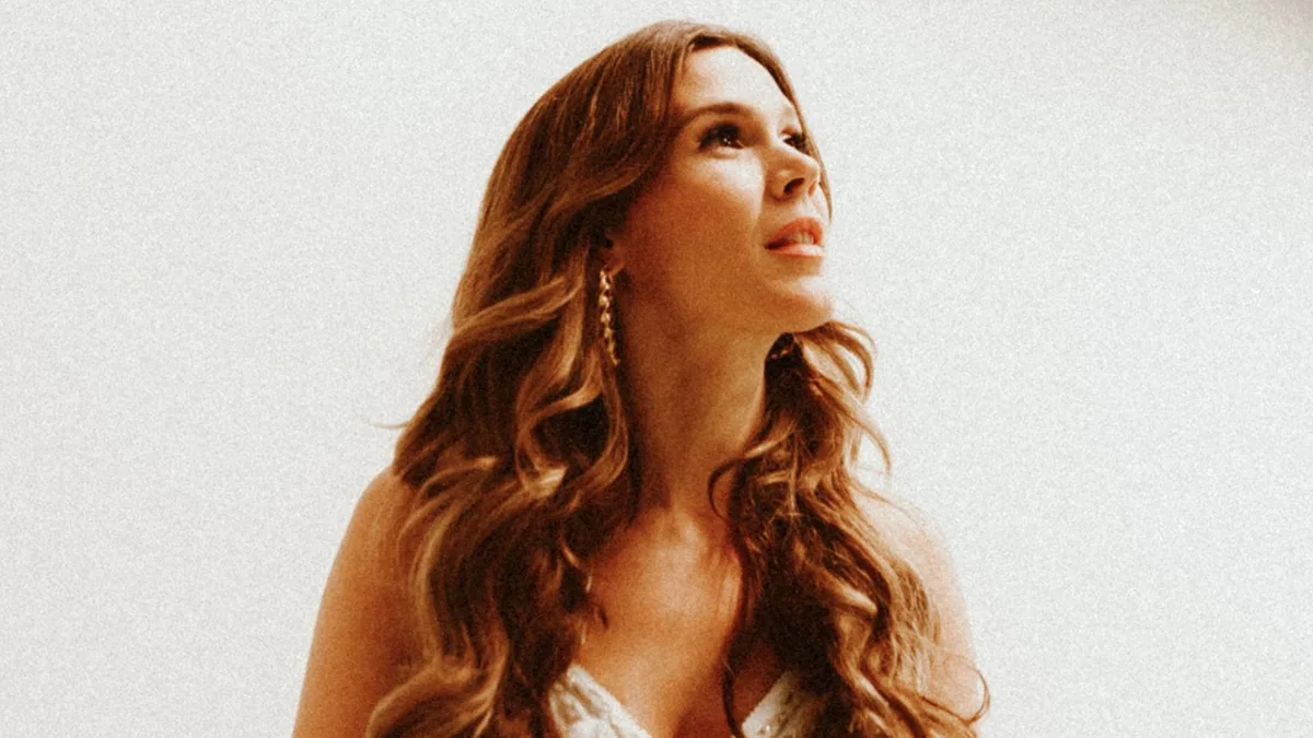 Joss Stone anuncia três shows da turnê Ellipsis no Brasil; veja os valores