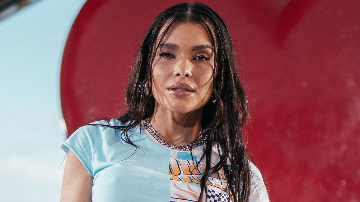 Lary lança o álbum audiovisual “Com Amor, Lary” e apresenta parceria com Marvvila