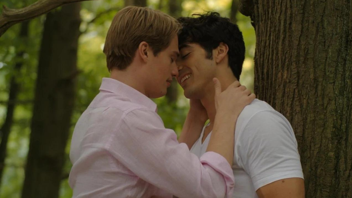 Segundo filme de “Vermelho, Branco e Sangue Azul” está em desenvolvimento